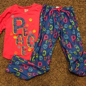 Youth girls long-sleeve and pants pajamas